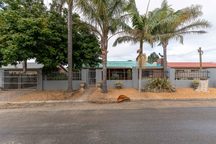 3 Bedroom Property for Sale in Riversdale Western Cape